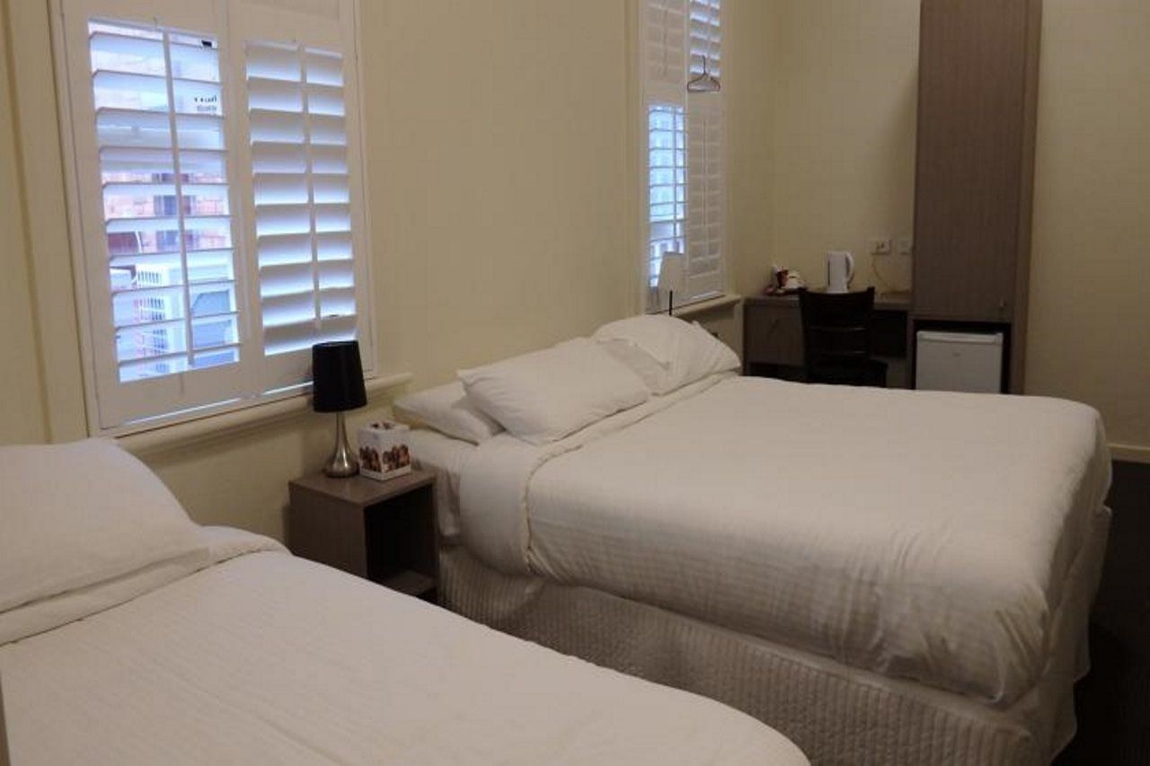 Naughtons Hotel Melbourne Bagian luar foto
