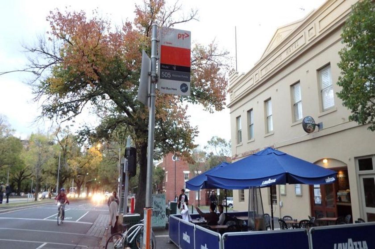 Naughtons Hotel Melbourne Bagian luar foto